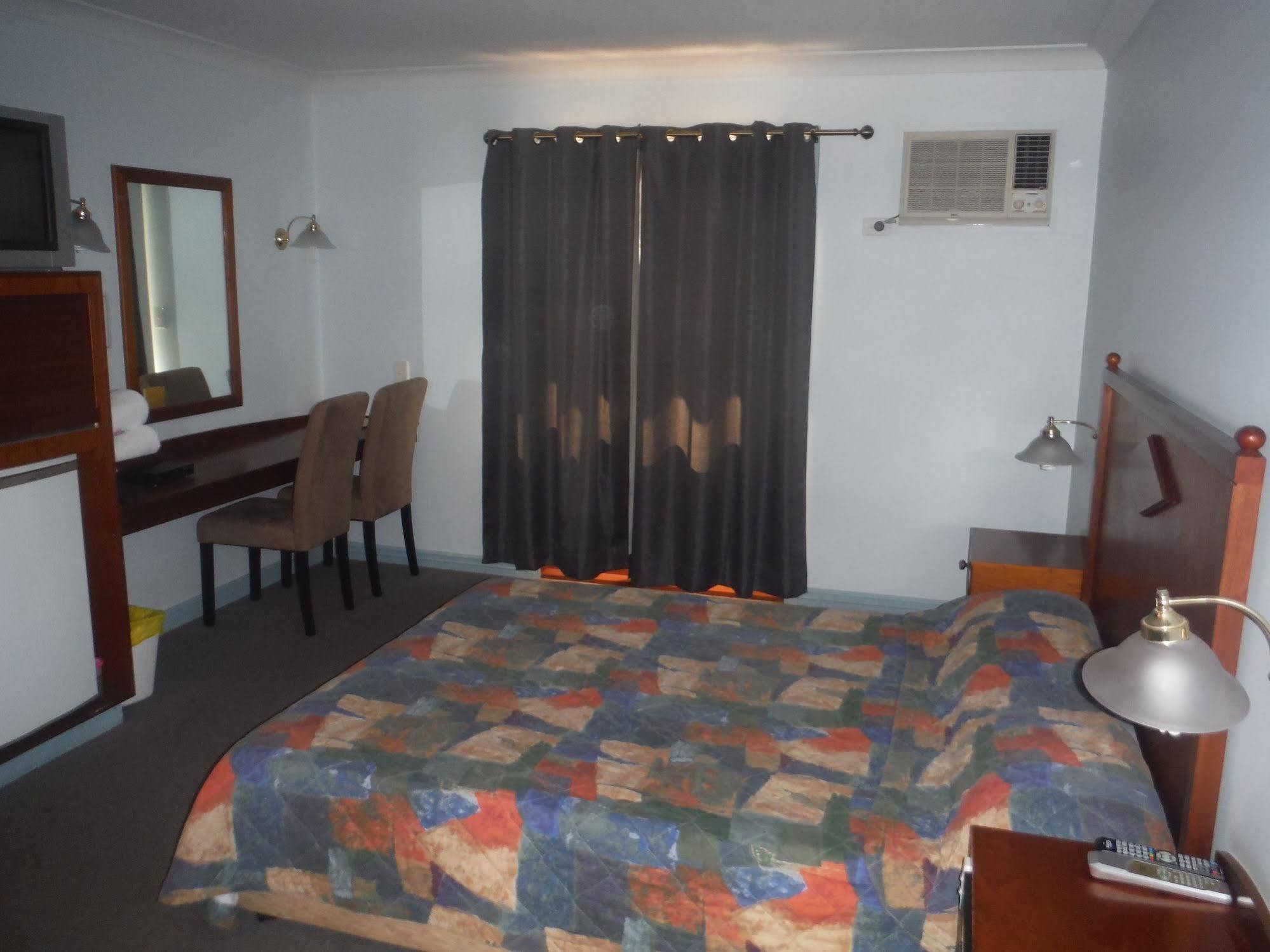 Bororen Hotel Motel ภายนอก รูปภาพ
